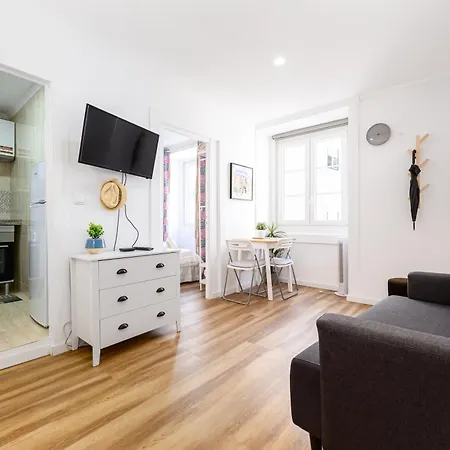 Apartament Alfama Valle